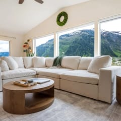 Luxury | Family Friendly | Panoramic View |Magical Mountain Retreat